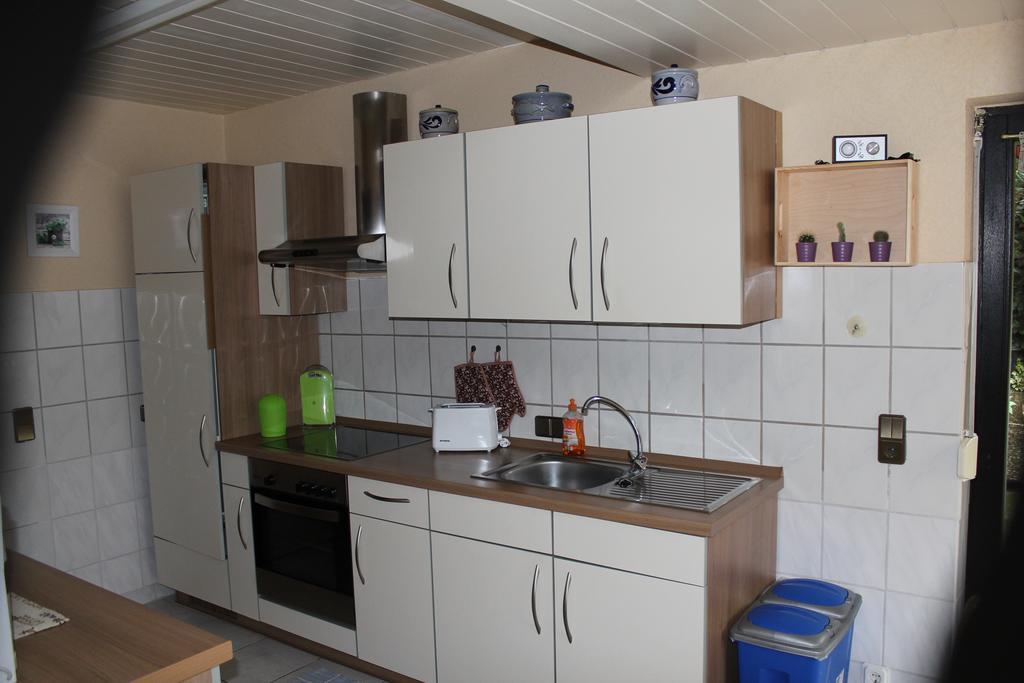 Walpershofen Ferienwohnung Diester Riegelsberg מראה חיצוני תמונה